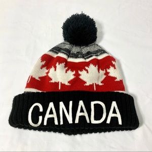 🇨🇦 Canada Toque / beanie by Windriver